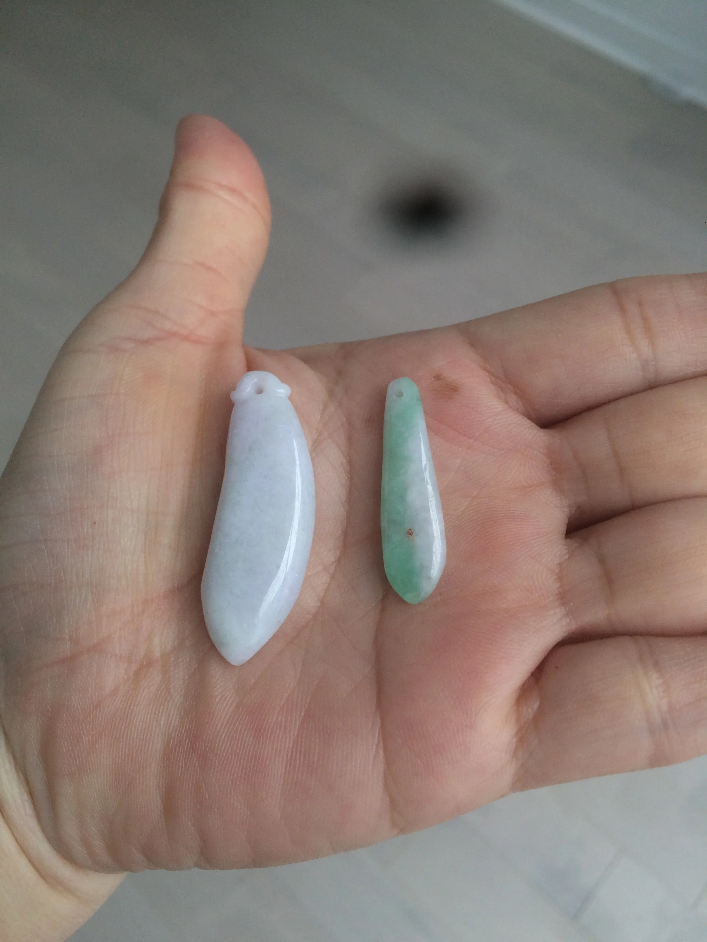 100% natural type A light purple sunny green blessed melon(福瓜) Jadeite Jade pendant AC83