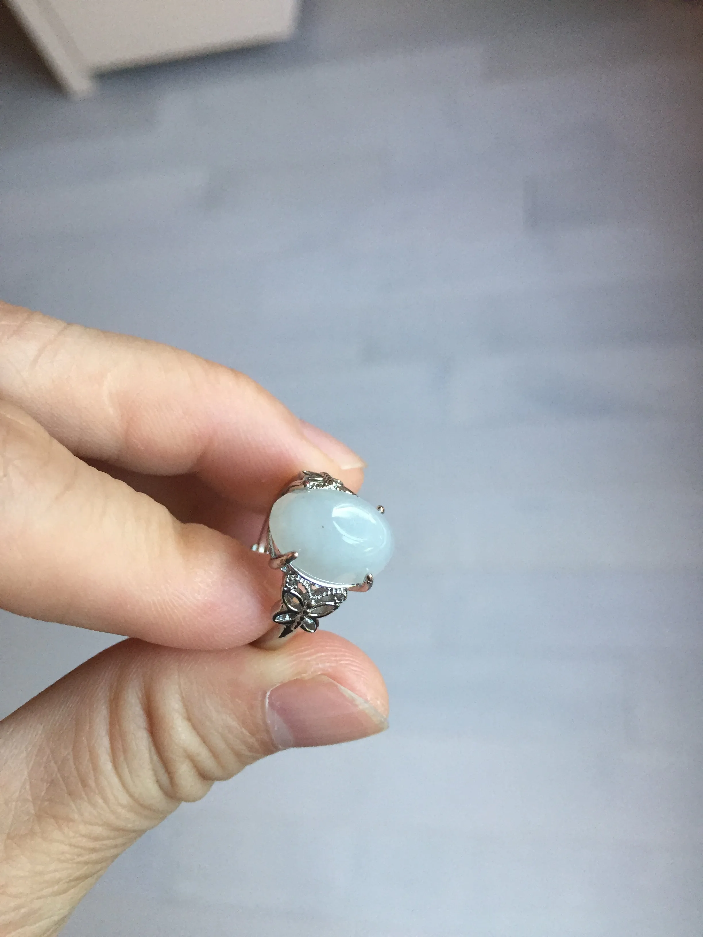 100% natural type A white four-prong jadeite jade ring BP139
