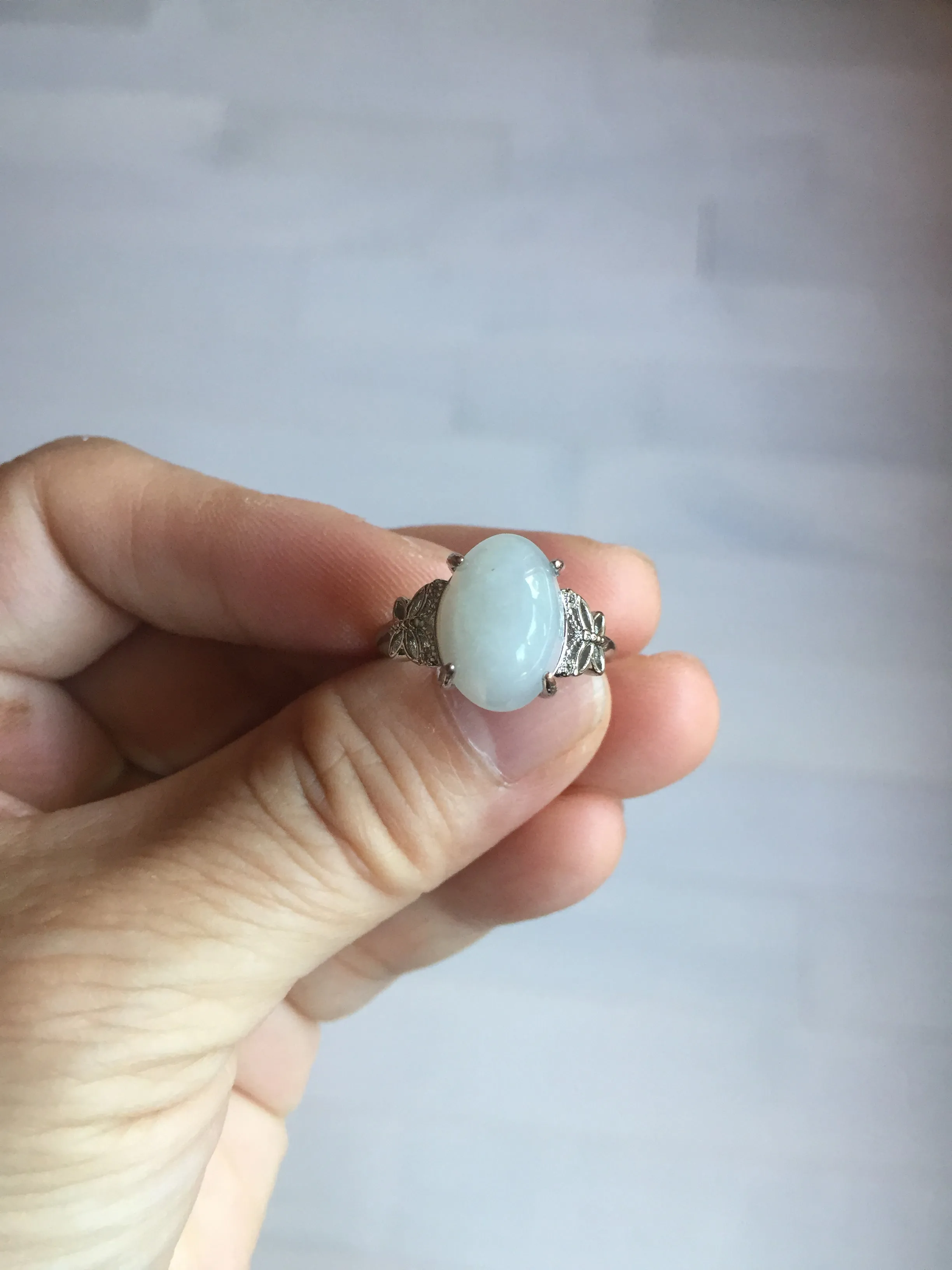 100% natural type A white four-prong jadeite jade ring BP139