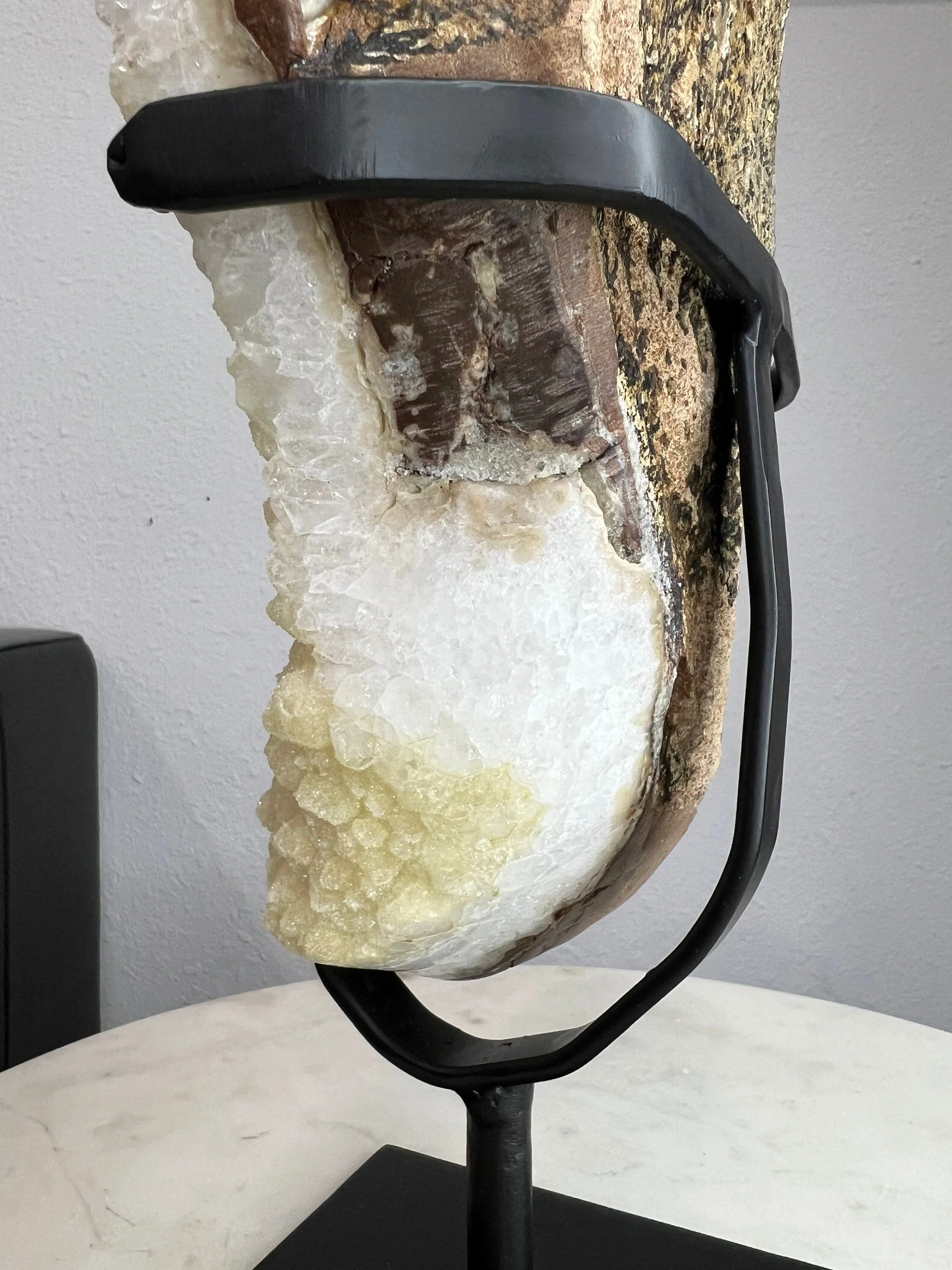 11lb  Sugar / druzy Quartz Crystal Extra large size very rare from Brazil with Stand