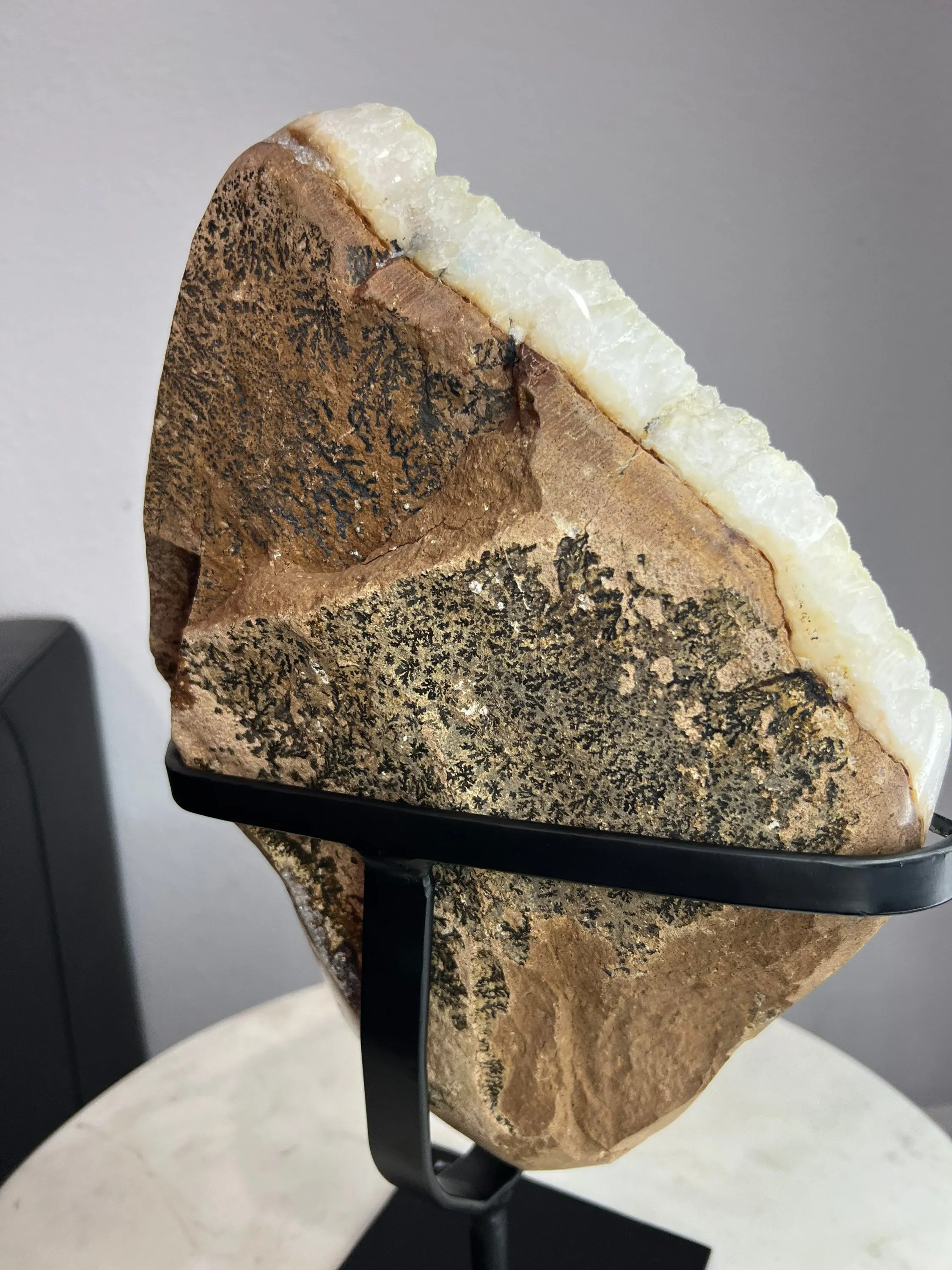 11lb  Sugar / druzy Quartz Crystal Extra large size very rare from Brazil with Stand