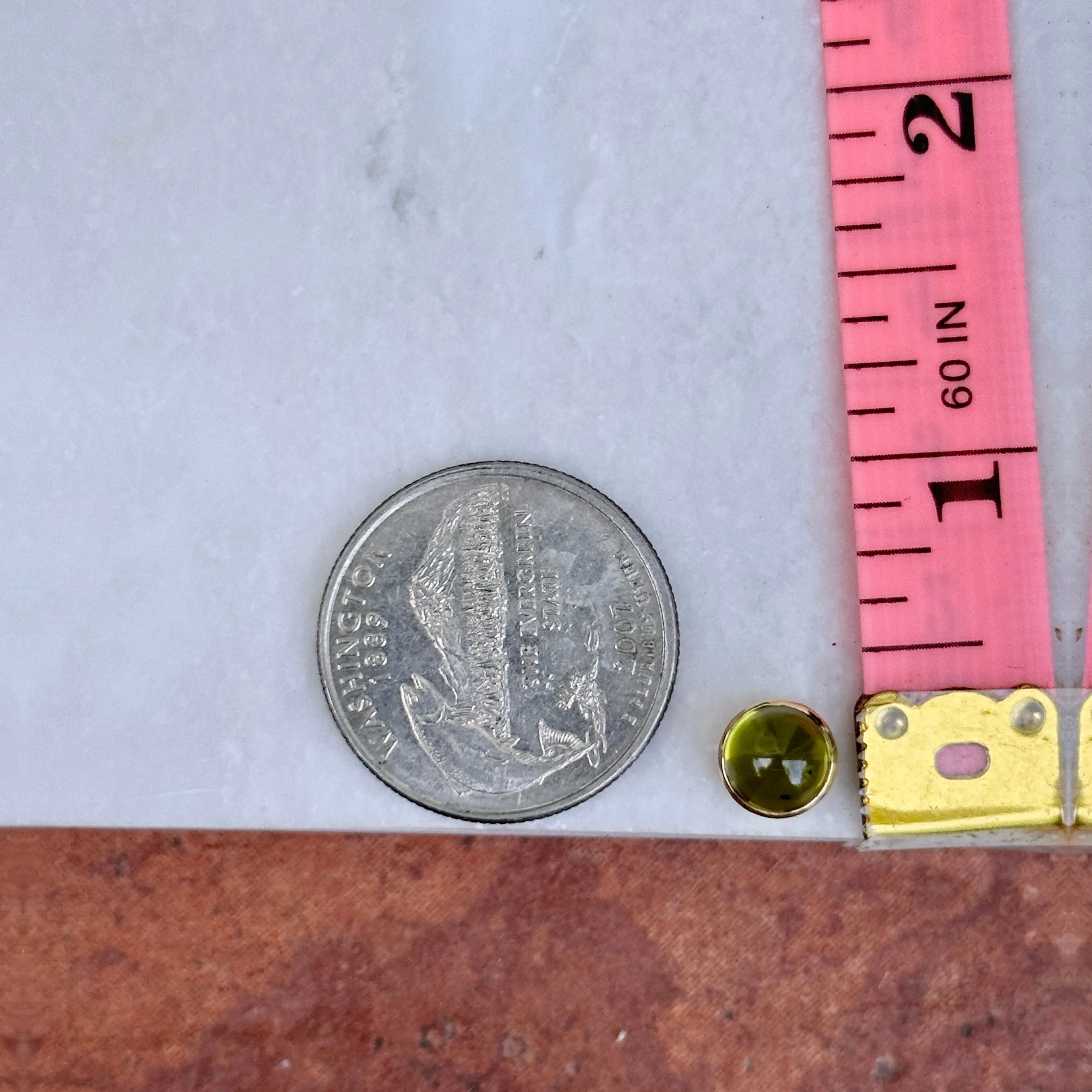 18KT Yellow Gold Round Cabochon Peridot Bezel Pendant Slide