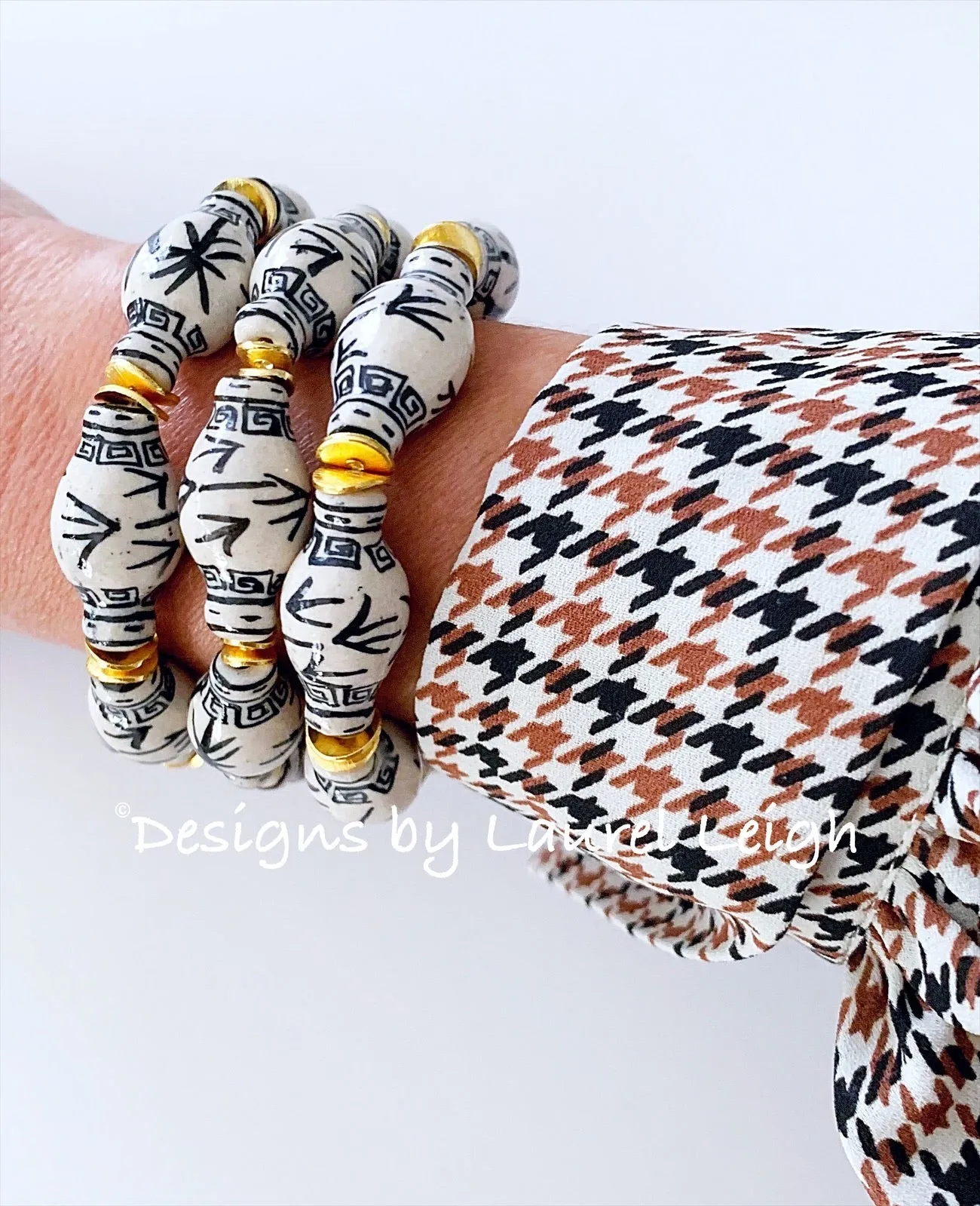 Chinoiserie Ginger Jar Beaded Bracelet - Black & White