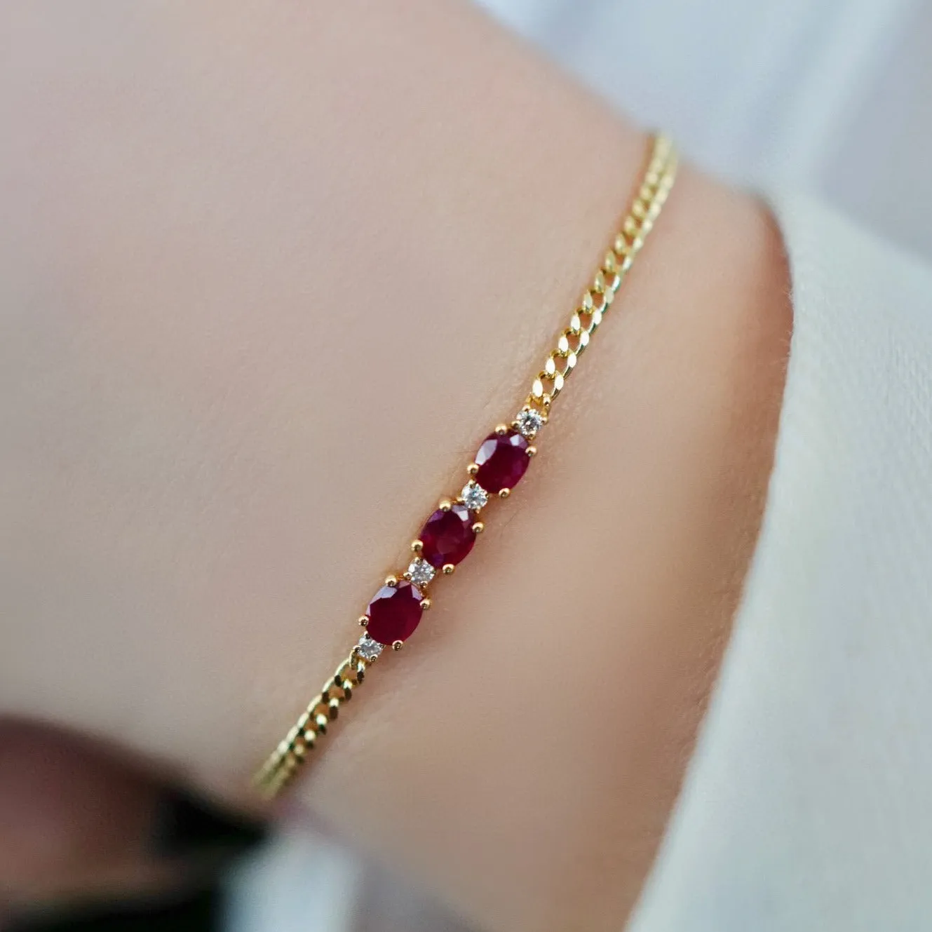 Classic Gold Ruby Diamond Bracelet/18K Solid Gold Natural Three Stones Ruby Bracelet/Ruby Diamond Cuban chain Bracelet/Engagement Bracelet