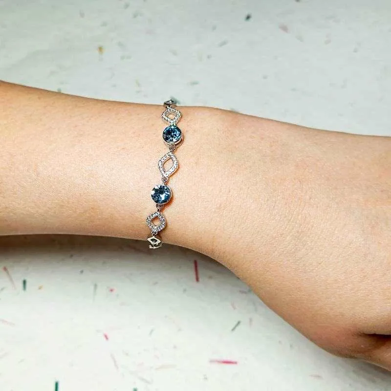 Enticing Bracelet with Blue Swarovski Stones