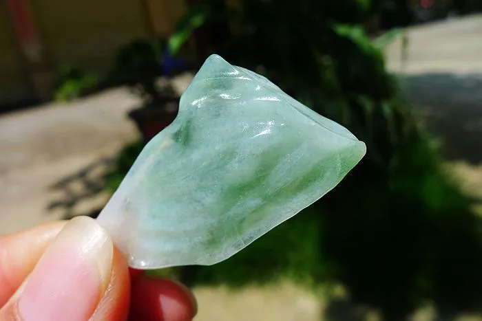 Natural Jade Rough Jadeite Raw (10.4g,3.9X2X0.9cm)
