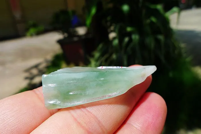 Natural Jade Rough Jadeite Raw (10.4g,3.9X2X0.9cm)