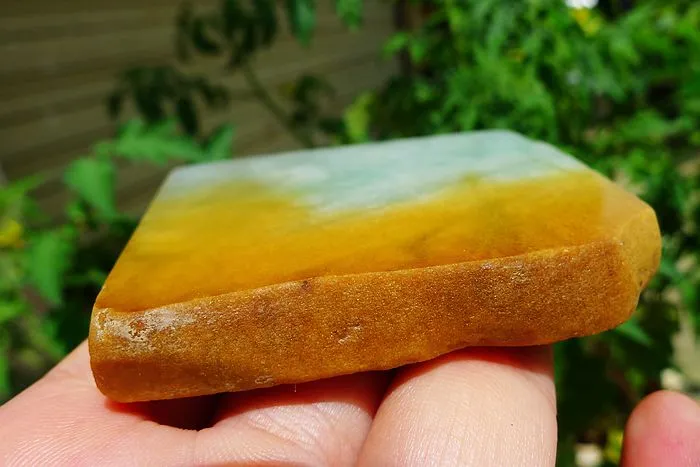 Natural Jade Rough Jadeite Raw (106g,6.5X5.2X1cm)