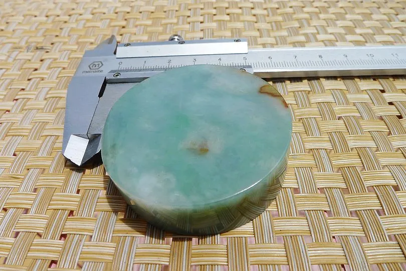 Natural Jade Rough Jadeite Raw (108g,5.2X5.2X1.55cm)
