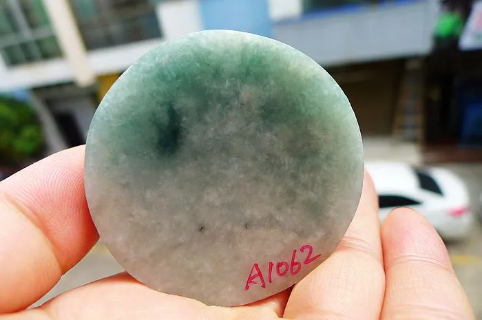 Natural Jade Rough Jadeite Raw (110g,5.2X1.6cm)