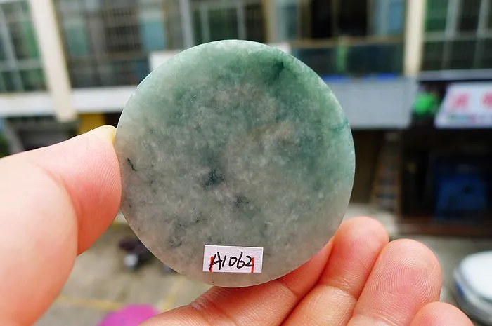 Natural Jade Rough Jadeite Raw (110g,5.2X1.6cm)