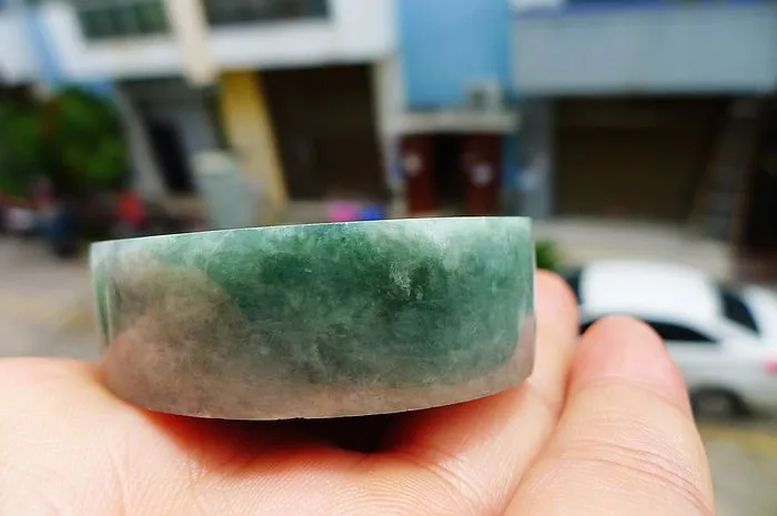 Natural Jade Rough Jadeite Raw (110g,5.2X1.6cm)