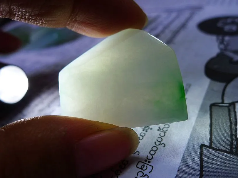 Natural Jade Rough Jadeite Raw 122g