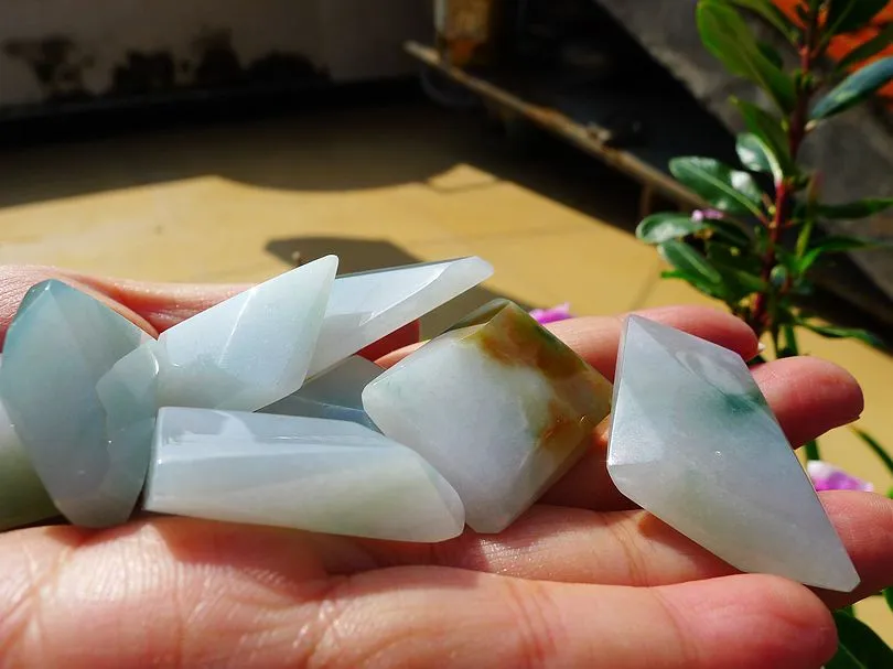 Natural Jade Rough Jadeite Raw 122g
