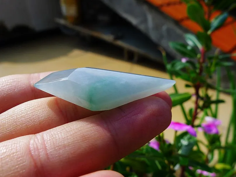 Natural Jade Rough Jadeite Raw 122g