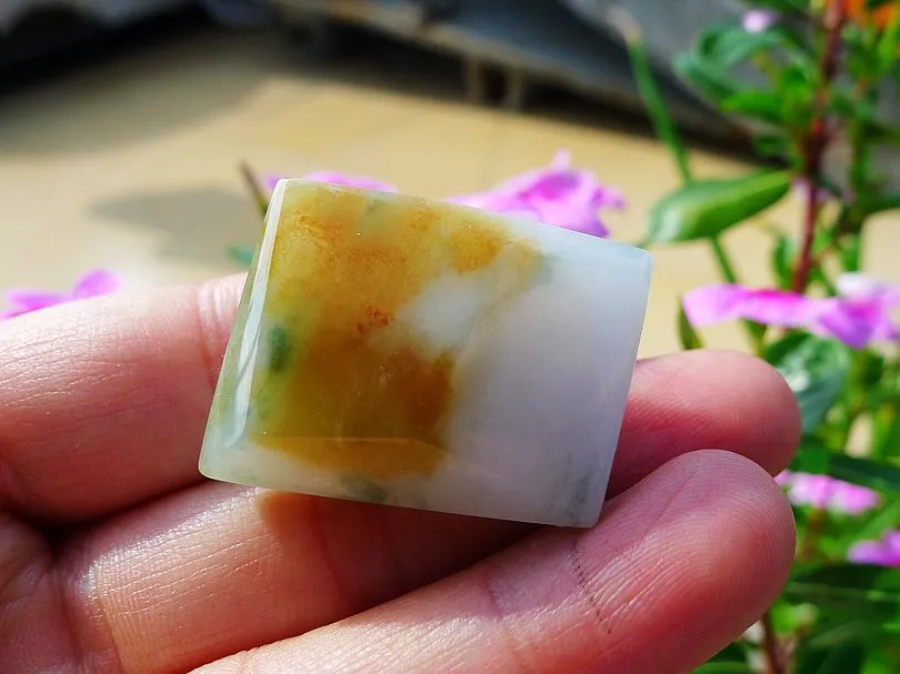 Natural Jade Rough Jadeite Raw 122g