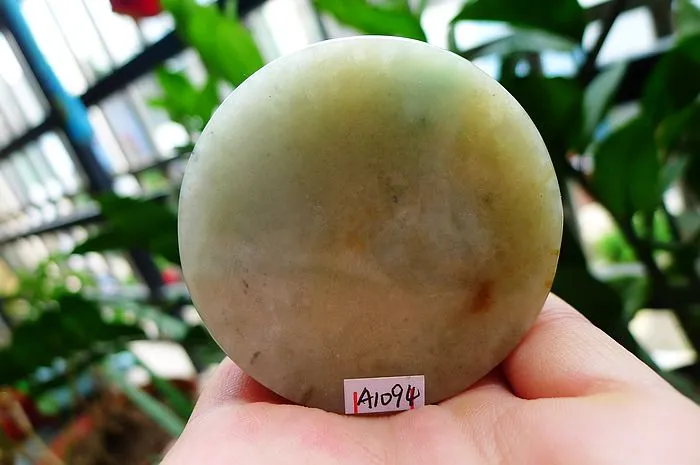 Natural Jade Rough Jadeite Raw (124g,5.6X1.5cm)