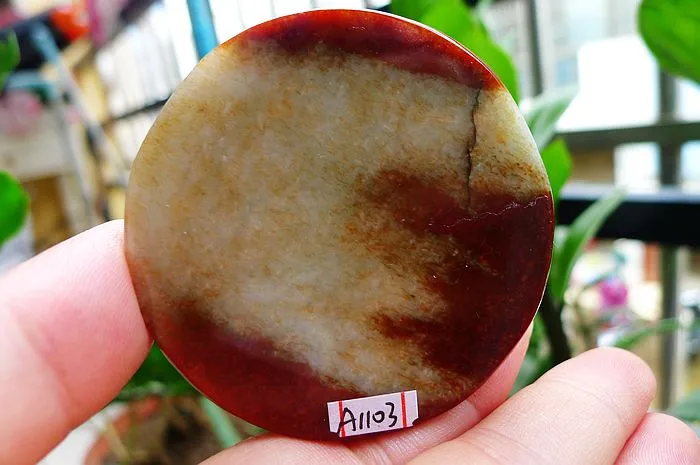 Natural Jade Rough Jadeite Raw (127g,5.7X1.6cm)