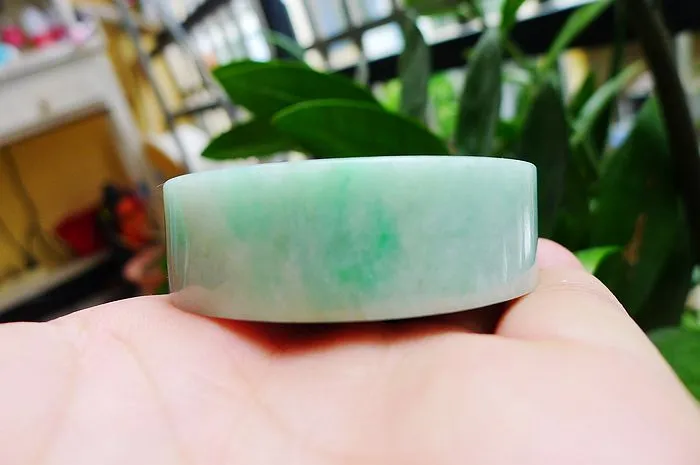 Natural Jade Rough Jadeite Raw (131g,5.5x1.7cm)