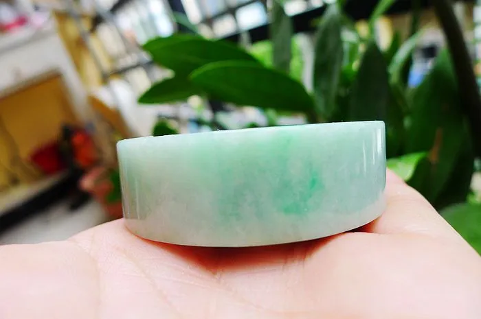 Natural Jade Rough Jadeite Raw (131g,5.5x1.7cm)