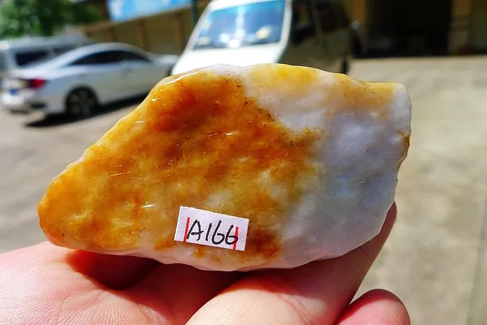 Natural Jade Rough Jadeite Raw (145g,7X3.5X3.2cm)