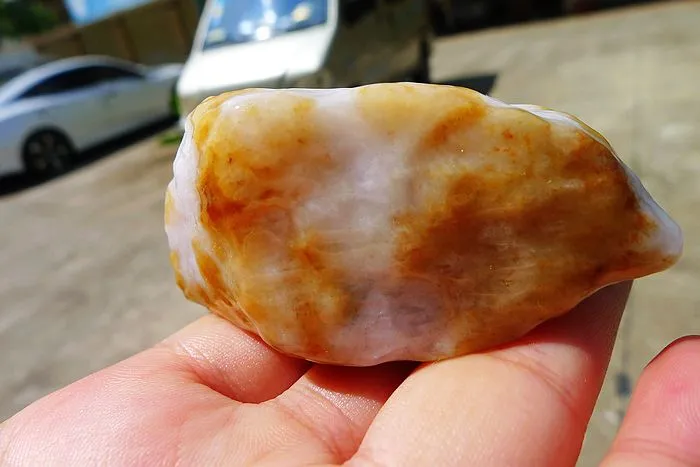 Natural Jade Rough Jadeite Raw (145g,7X3.5X3.2cm)