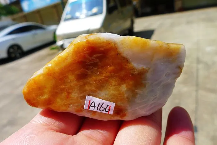 Natural Jade Rough Jadeite Raw (145g,7X3.5X3.2cm)