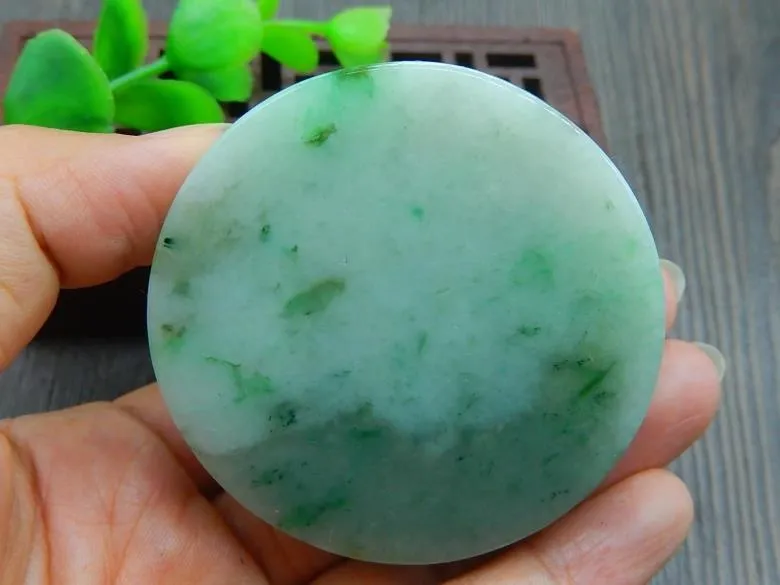 Natural Jade Rough Jadeite Raw (146g, 56X56X18mm)