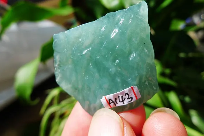 Natural Jade Rough Jadeite Raw (14g,3.3X2.9X0.8cm)