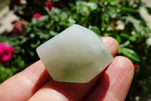 Natural Jade Rough Jadeite Raw (20.5g,2.8X2.6X1.7cm)