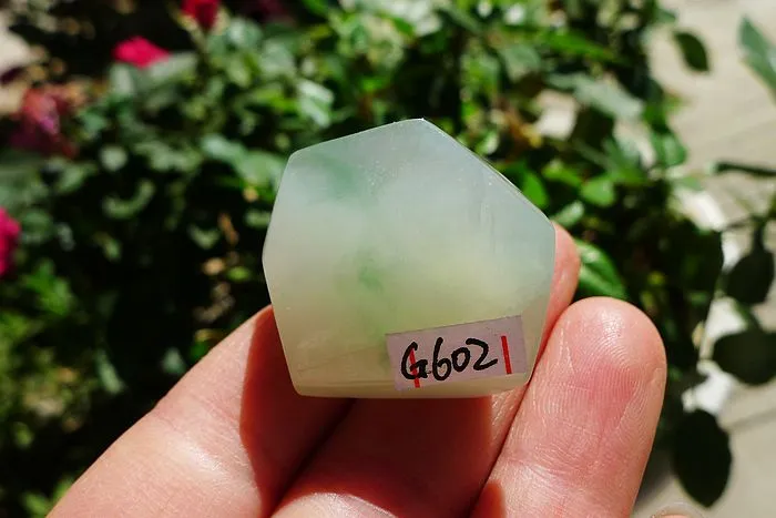 Natural Jade Rough Jadeite Raw (20.5g,2.8X2.6X1.7cm)