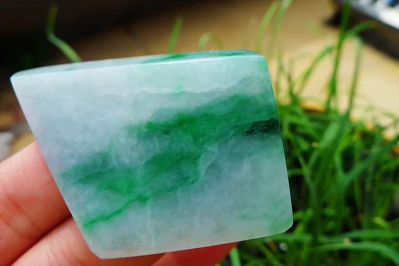 Natural Jade Rough Jadeite Raw (20g,4.5X3.1X0.5cm)