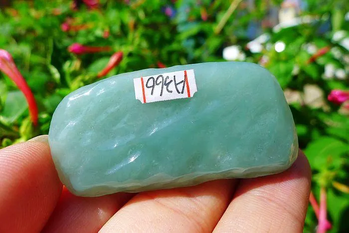 Natural Jade Rough Jadeite Raw (20g,4.9X2.4X0.8cm)