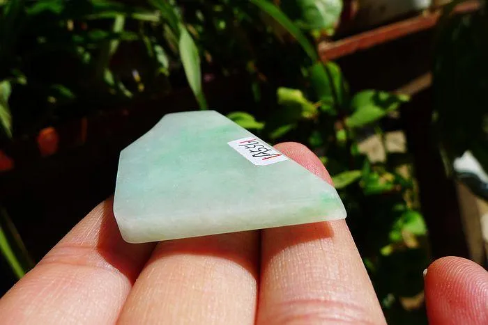 Natural Jade Rough Jadeite Raw (21g,5.3X2.9X0.55cm)