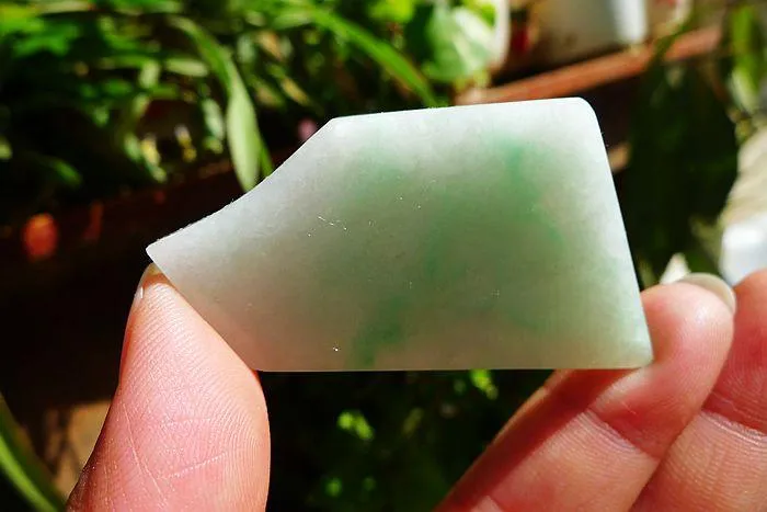 Natural Jade Rough Jadeite Raw (21g,5.3X2.9X0.55cm)