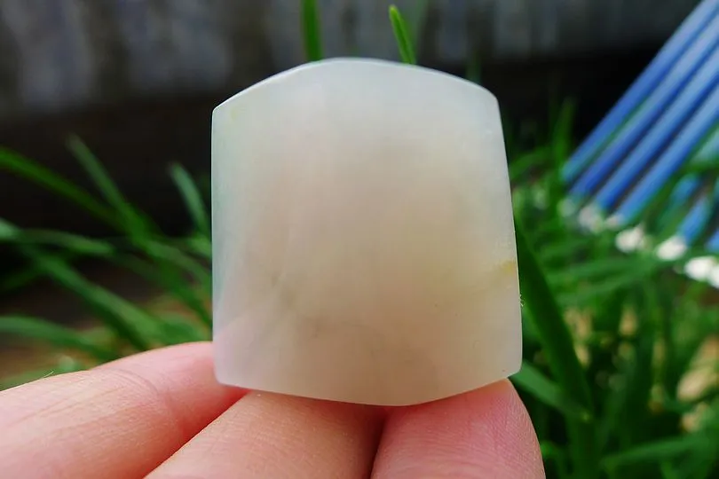 Natural Jade Rough Jadeite Raw (23g,3X2.8X1.4cm)