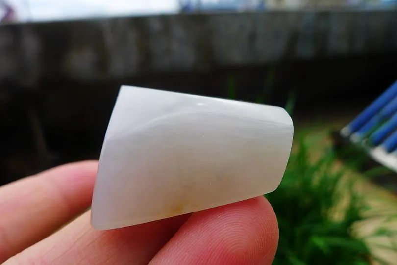 Natural Jade Rough Jadeite Raw (23g,3X2.8X1.4cm)