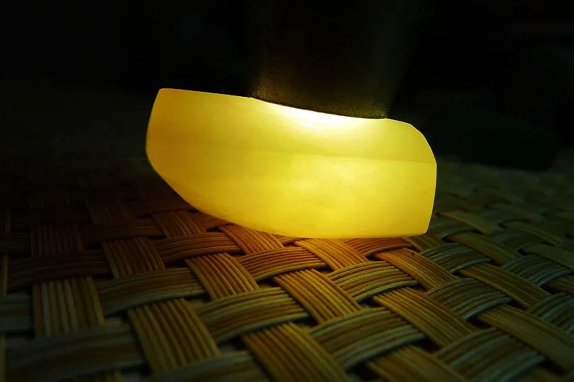Natural Jade Rough Jadeite Raw (23g,3X2.8X1.4cm)