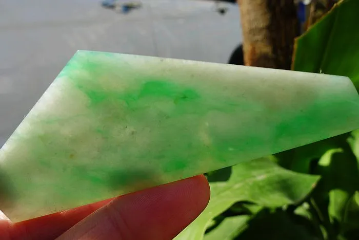 Natural Jade Rough Jadeite Raw (25g,5.7X3.3X0.65cm)