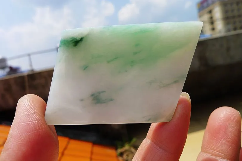 Natural Jade Rough Jadeite Raw (29g,5.7X3.6X0.5cm)