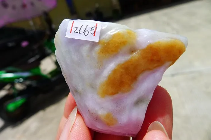 Natural Jade Rough Jadeite Raw (37g,4.2X4.1X1.3cm)