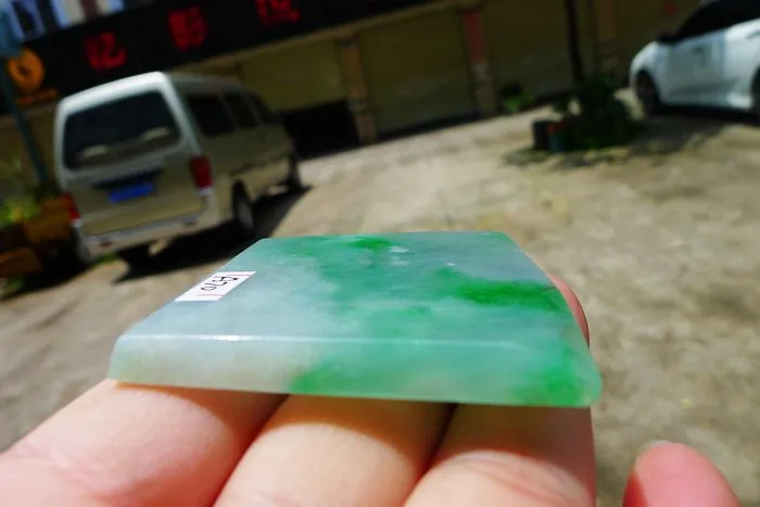 Natural Jade Rough Jadeite Raw (38g,5.2X4.7X0.5cm)