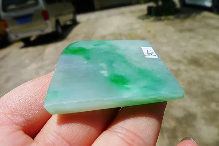 Natural Jade Rough Jadeite Raw (38g,5.2X4.7X0.5cm)