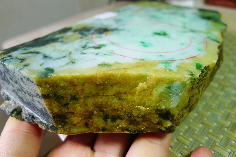 Natural Jade Rough Jadeite Raw (3kg,21X10.2X4cm)