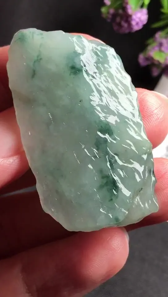 Natural Jade Rough Jadeite Raw (4.2x2.5x0.6cm)-S3352