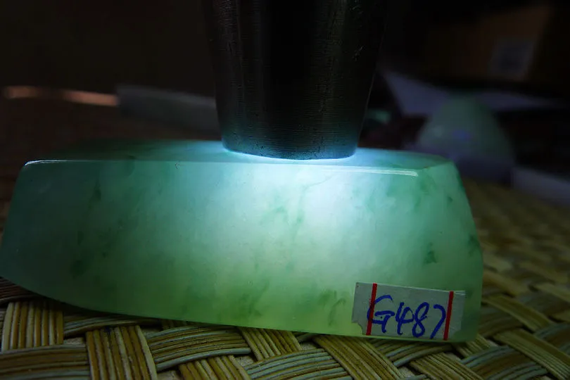 Natural Jade Rough Jadeite Raw (46g,5.1X1.8X1.8cm)