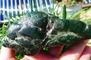 Natural Jade Rough Jadeite Raw (473g,12.3X5.2X4.9cm)