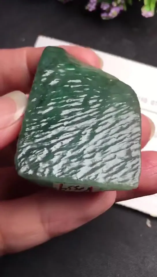 Natural Jade Rough Jadeite Raw (49g,5.0x3.2x1.5cm)-V2559