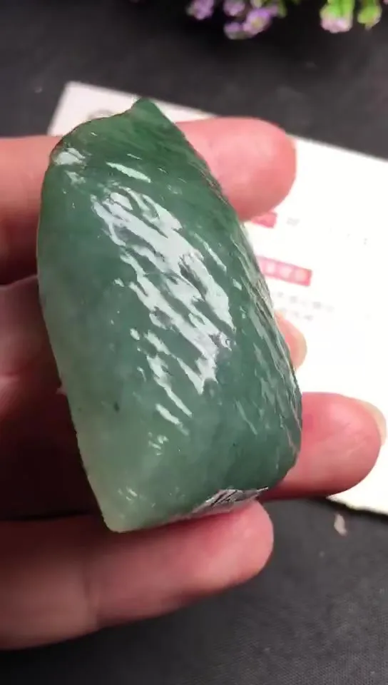 Natural Jade Rough Jadeite Raw (49g,5.0x3.2x1.5cm)-V2559