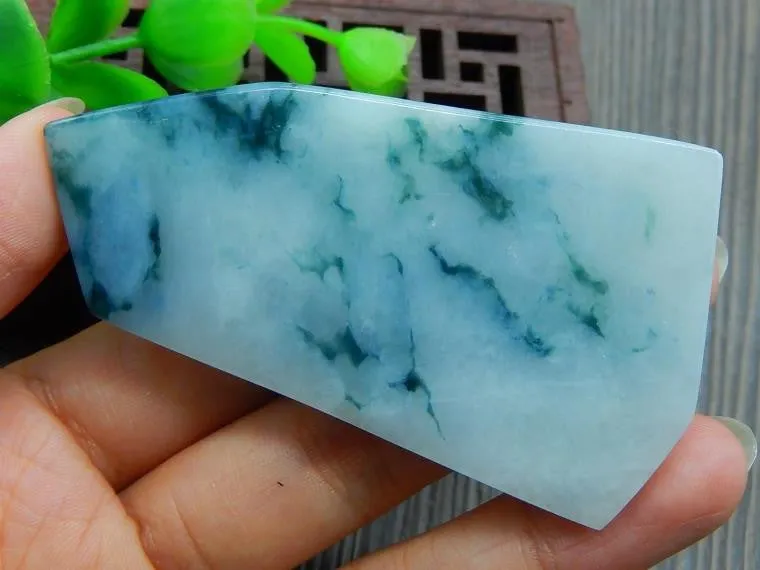 Natural Jade Rough Jadeite Raw (51g, 72X37X8.7mm)